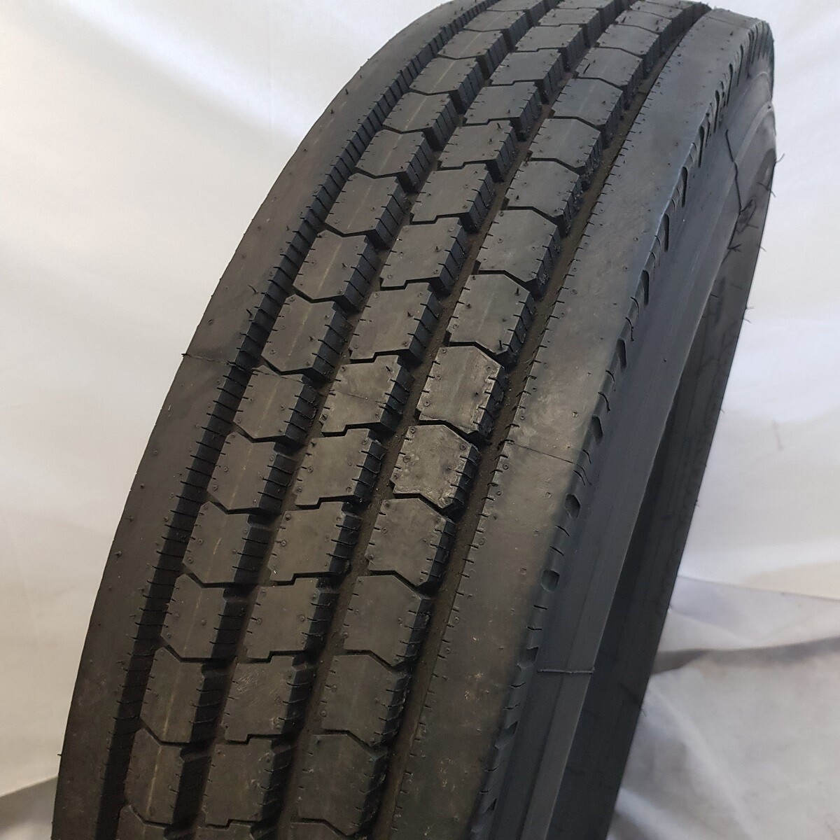 (2Tires) 10R22.5 ROAD CREW NEW HEAVY DUTY STEER TIRES 16 PLY 144/141M eBay