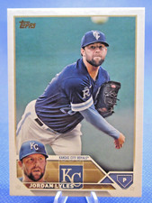 2023 TOPPS UPDATE #US190 JORDAN LYLES SSP GOLDEN MIRROR VARIATION KC ROYALS
