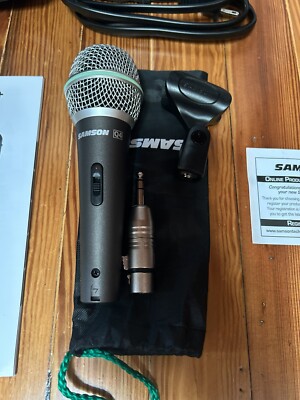 Samson Q4 Dynamic Microphone
