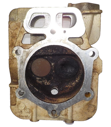 Tecumseh OHV16 Cylinder Head 37495 (Lot 985) - Picture 3 of 5