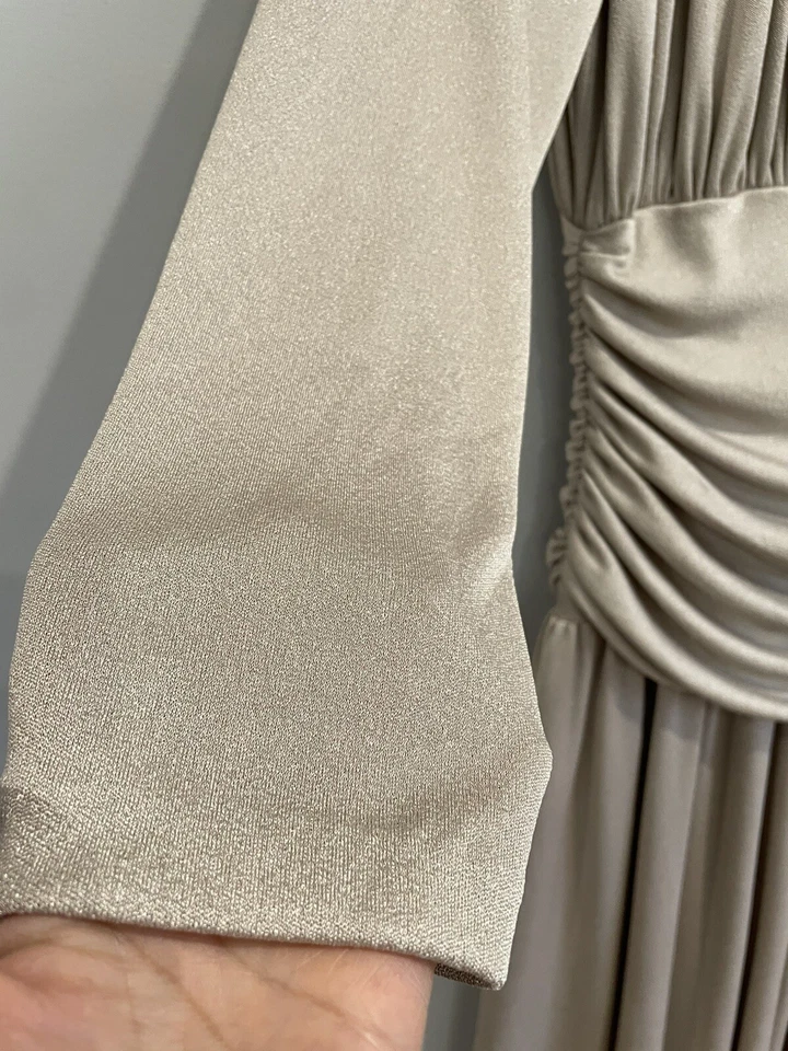 De colección. Vestido Elya Kay Plateado Años 70 Metálico Elastizado Acanalado Cuello Simulado Talla S Foto 3 de 4