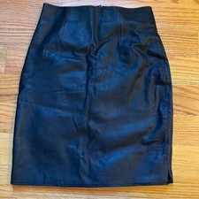 Vakko sport black leather skirt size 2