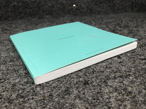 Tiffany & Co. The Blue Book 2007 - 2008 Catalog With A Tiffany Bag In EUC - Picture 8 of 9