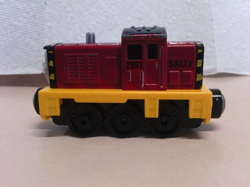 NON WORKING Thomas and Friends Take-n-Play Talking Salty Diecast Metal 2013 - Picture 4 of 7