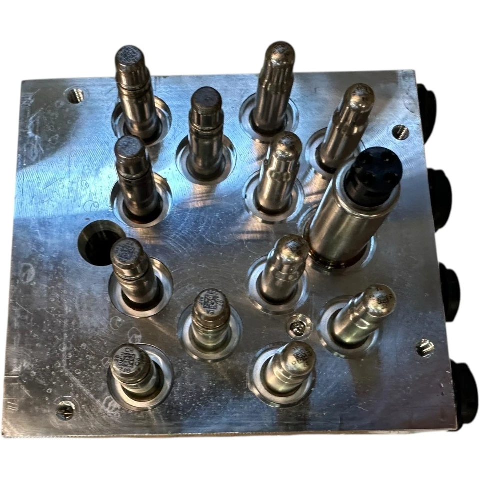 OEM GM 94552161 ABS Brake Modulator fits 2012-2020 Chevrolet Sonic - Изображение 4 из 4