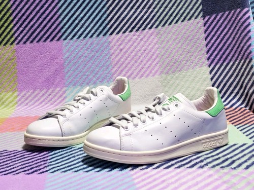 Adidas Stan Smith x American Dad 2014 taglia 8,5 VNDS RARE - Foto 3 di 7