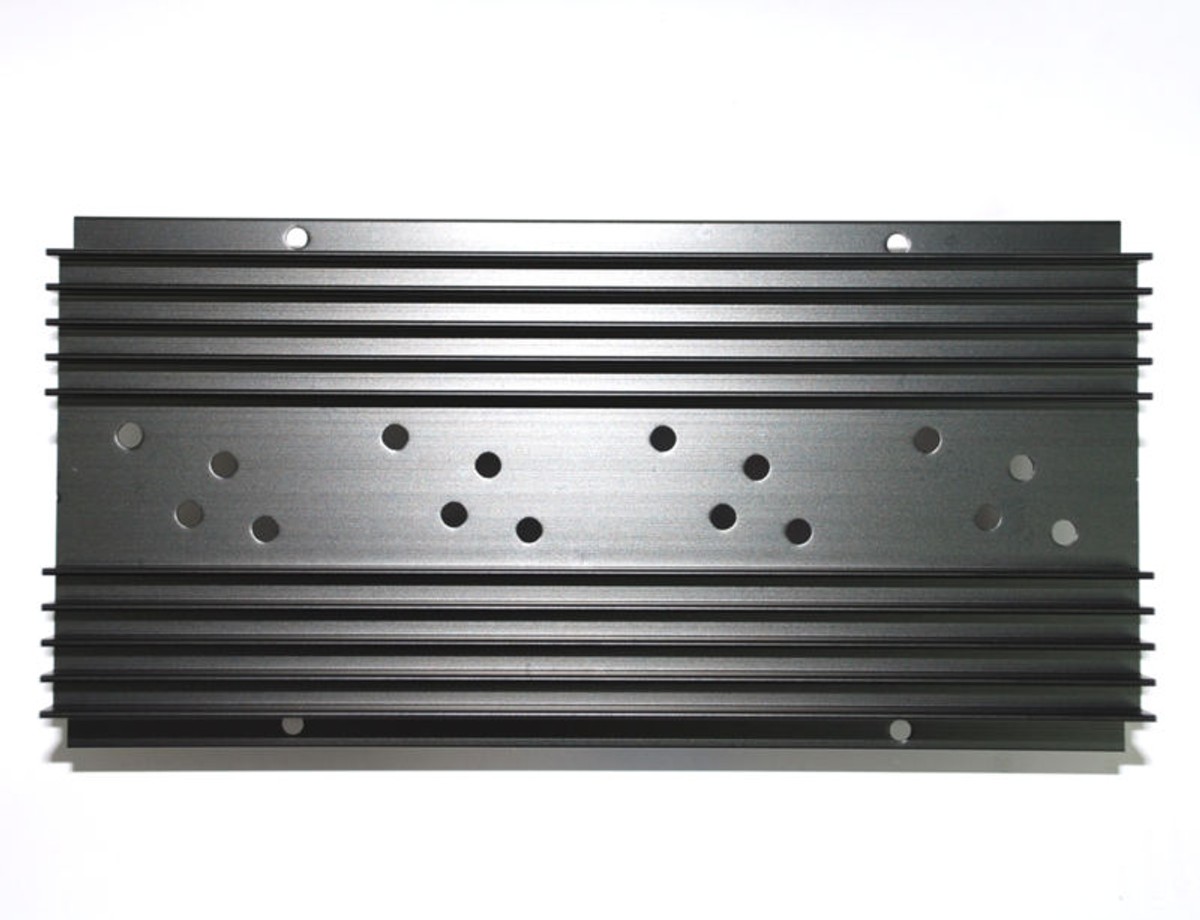 1pc Aluminum Heatsink Heat Sink AK-109 L=200mm TO-3 x4 Size