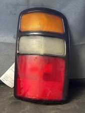 Fits 2000-2003 Chevrolet Tahoe Right Taillight Assembly Oem19168991