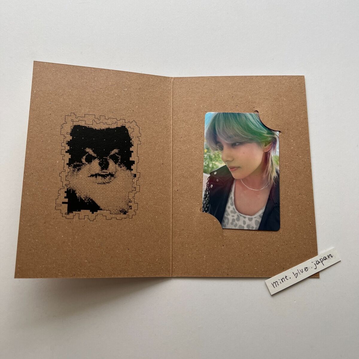 BTS V Layover Japan FC / Weverse Japan Limited Official POB BTS V Layover Japan FC / Weverse Japan Limited Official POB