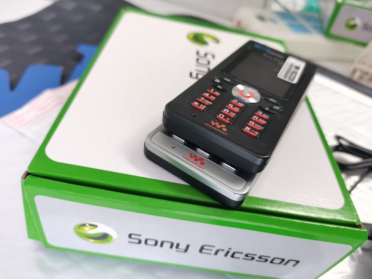 Original Sony Ericsson, buy Sony Ericsson W880 mobile phone,Sony