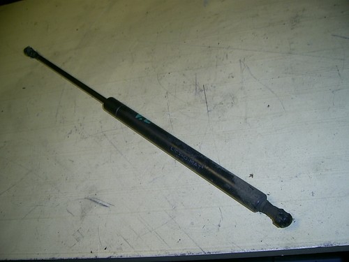 Mercedes-Benz W210 E 300TD Motorhaubendämpfer Dämpfer Motorhaube A2108800429