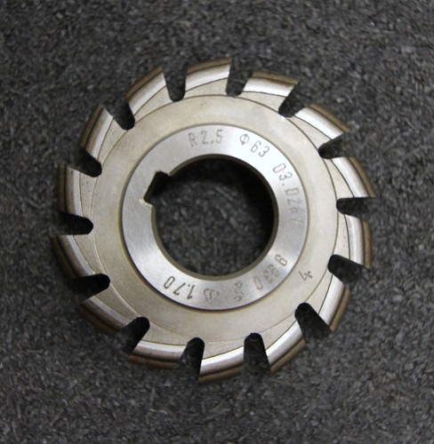 Halbrund-Formfräser konvex Radiusfräser Radius 2,5mm - 63x10x22mm 14 Spannuten - Picture 2 of 8