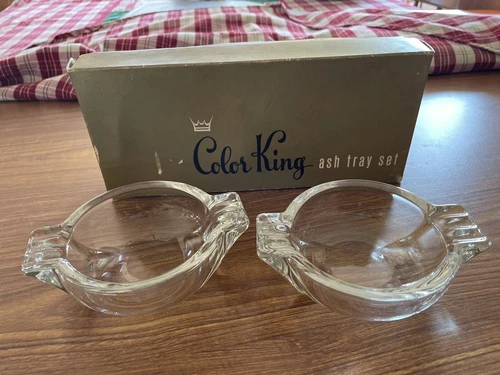 Vintage Federal Glass Color King Ashtray Set In Original Box