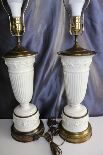 Wedgwood Lamps 30 " Cream Grapes on Cream Dot Edge Set of 2 - Picture 6 of 7