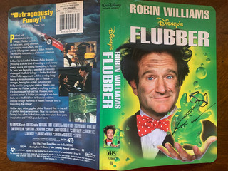 ROBIN WILLIAMS AUTOGRAPHED "FLUBBER" DISNEY MOTION PICTURE RARE VHS COVER (ONLY)