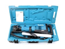 Makita HM1317CB 42 lb. AVT Demolition Hammer w/ 1-1/8" Hex bit and Case