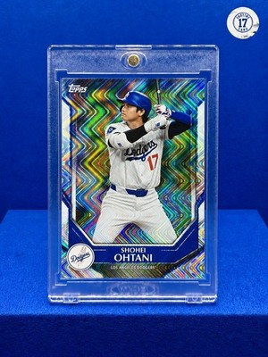 Shohei Ohtani BLUE WAVE REFRACTOR TOPPS CARD DODGERS MVP MINT