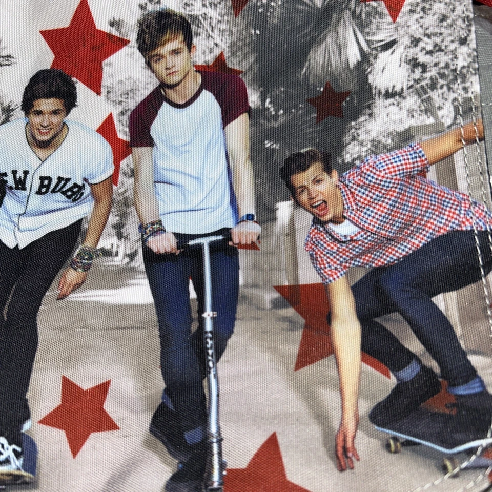 Bolso Mensajero para Niña The Vamps Cartera Brad James Connor Tristan NUEVO por Loungefly Foto 3 de 4