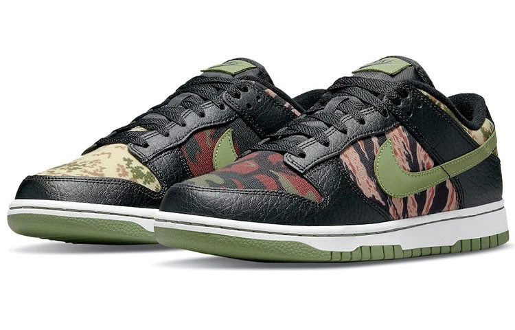 スニーカー NIKE DUNK LOW SE 