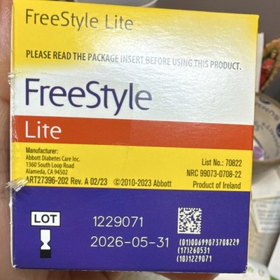 FreeStyle Lite Glucose Blood Test Strips White Exp 2026-05-31 MPN 70822 1229071