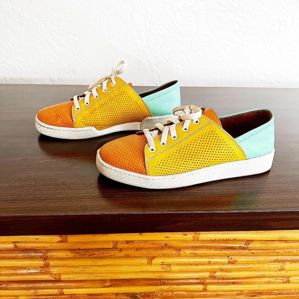 SHERIDAN MIA Perforated Leather Tri Color Block Sport Sneakers Tennis Shoes 37 7 - Image 4 of 4