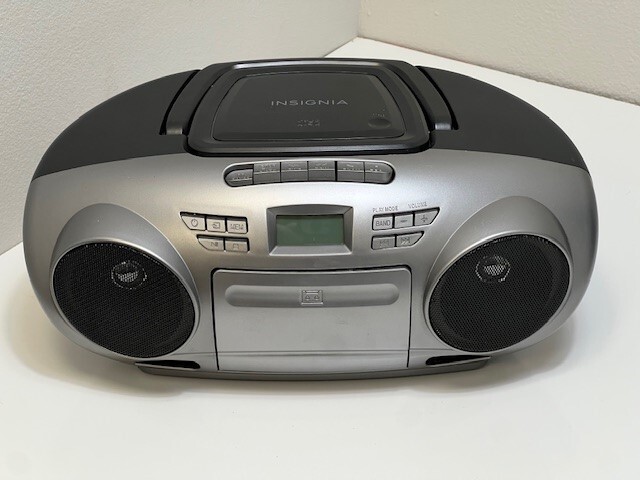 Insignia AM/FM Radio Portable CD Boombox With Bluetooth - Silver (NS ...