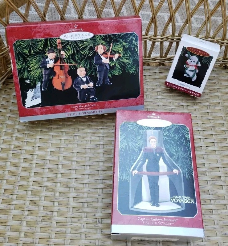 Lot Of Boxed Hallmark Ornaments