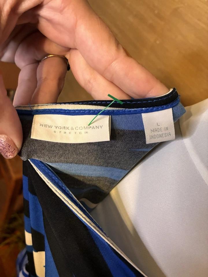 Top De Colección New York & Company Y2K Nylon Talla Grande Azul Escote Cortina Años 90 2000 Foto 3 de 3