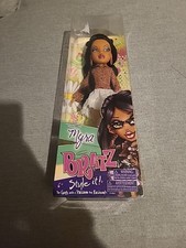 2011 Bratz Style It 2nd Edition Introducing M...