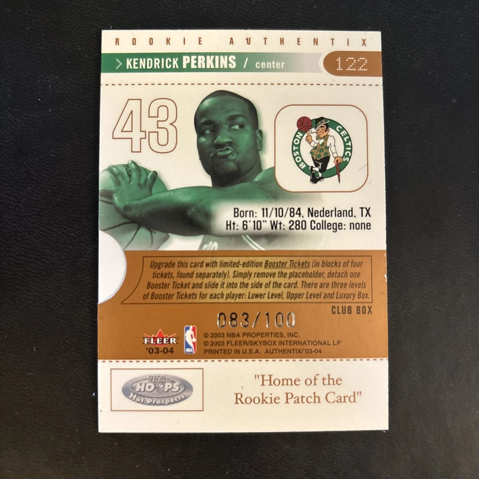 Fleer Authentix 2003-04 - Rookie Authentix Kendrick Perkins #122 Club Box... Foto 2 de 2
