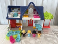 Fisher-Price Little People Friends Together Play House w/ Smart Stages + 4 FP LP