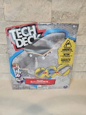 NIB Tech Deck DIY Concrete Fingerboard Skate Spot w/ Exclusive enjoi Panda Board