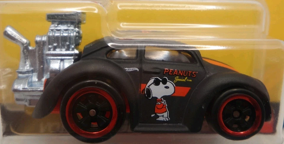 Hot Wheels Silver Series Volkswagen Beetle Peanuts 1/5 2025 JCB81-4B10 SNOOPY - Imagen 2 de 4