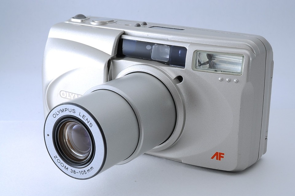 Olympus Superzoom 105G 35mm Point & Shoot Film Camera Japan [Near Mint