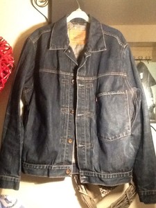 Karşısında otlak gider levis 70501 04 