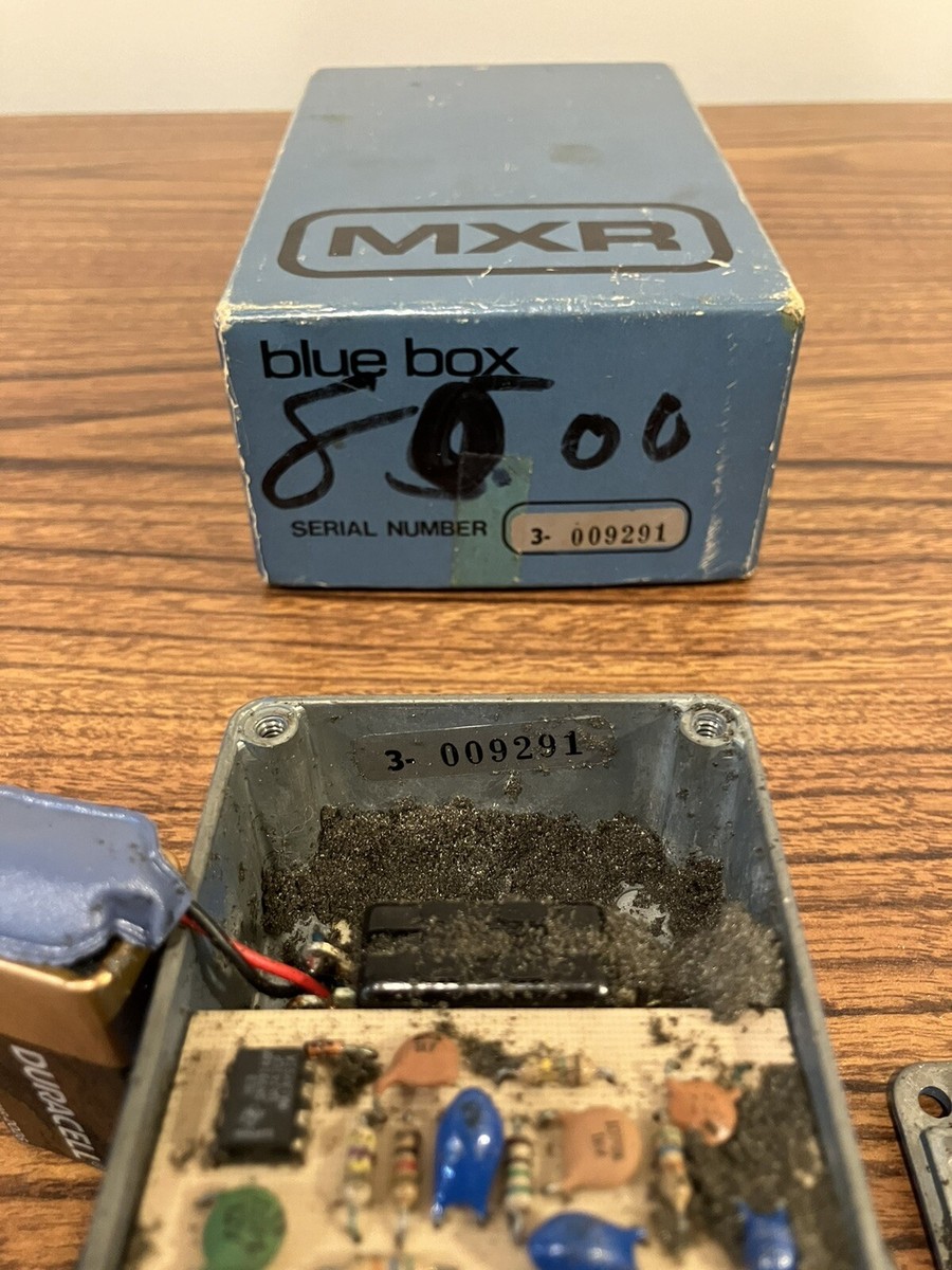 ギター MXR BLUE BOX FUZZ MXR® BLUE BOX™ FUZZ - Dunlop