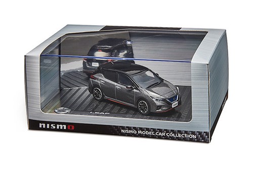 Kyosho 1/43 Nissan LEAF NISMO Dark Metal Gray Super Black Diecast Model Japan  - Foto 3 di 3