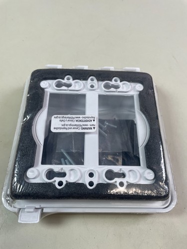 Taymac Weatherproof Cover Double Gang Box 2 Gang in White MM1410W - Picture 6 of 7