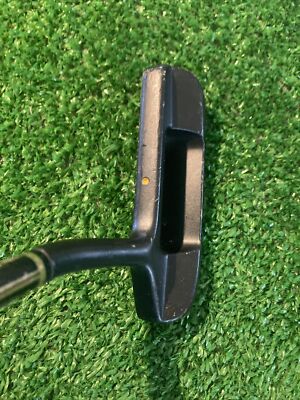 Putter Slotline Classic Modèle 9806 - Lame Noire, Tige Acier 36 Pouces - Droitier