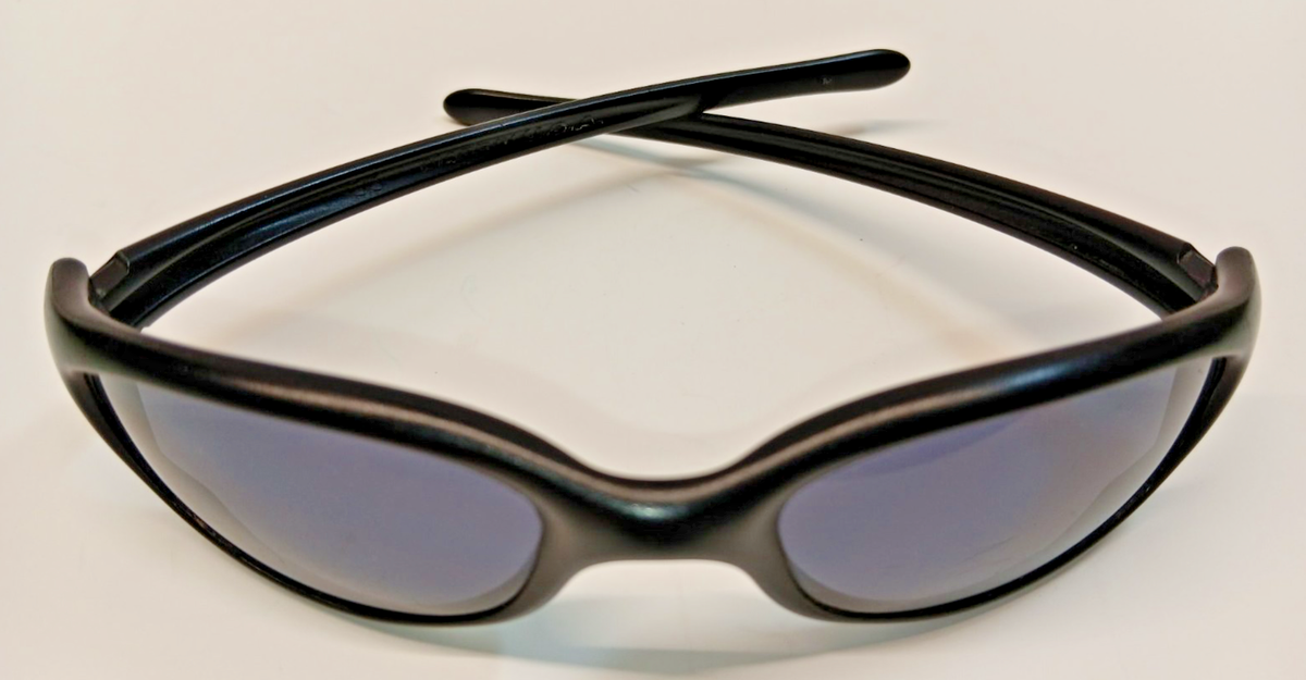 Oakley Fives 2.0 Matte Black Frame Grey Lens Silver Icons 03-418