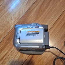 Sony DCR-HC21 MiniDV Handycam Digital Video Camera Rec- w/Battery Charger