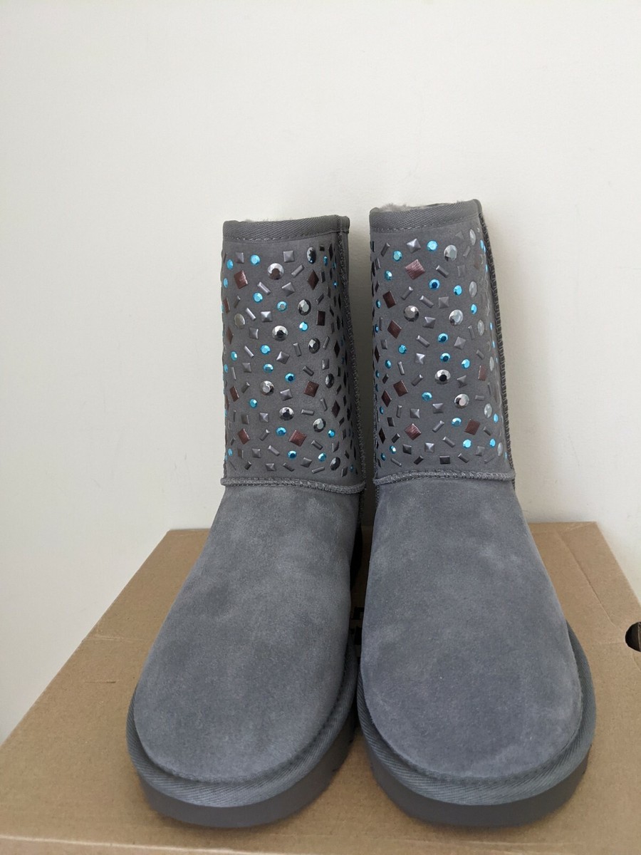 Ugg Australia Womens Classic Short Stud II Boot Size 8 NIB | eBay