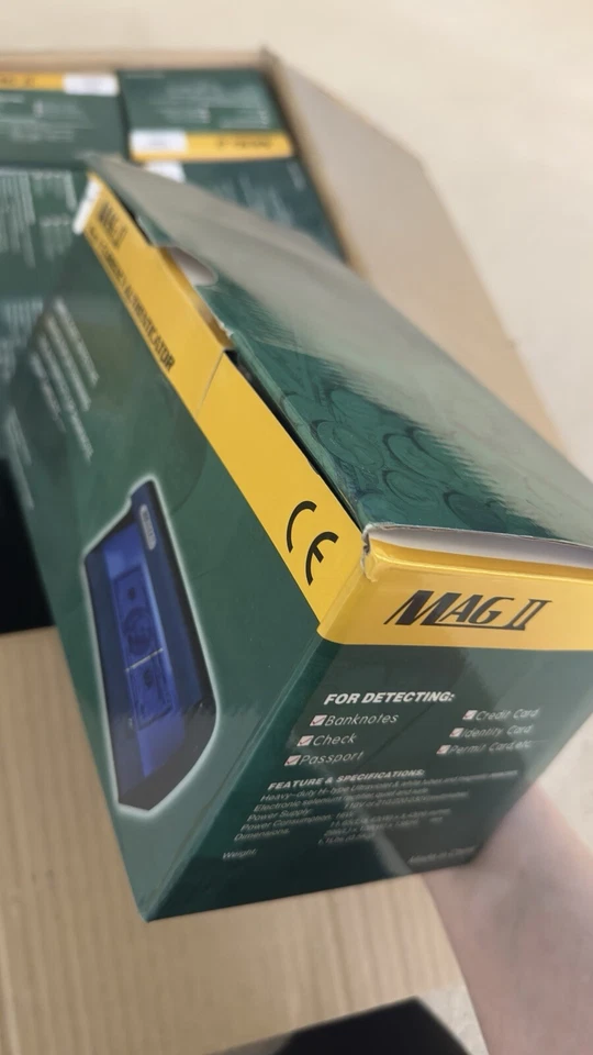 Lote - 12 Mag II 4 en 1 Autenticador de Moneda Luz UV y Blanca R-2 Foto 3 de 4