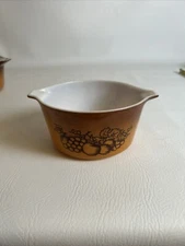 Vintage Pyrex 6" Old Orchard 473 1QT Ombre Casserole Dish. No Lid.