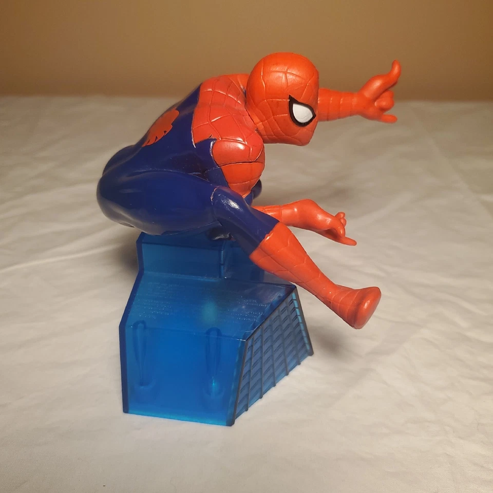 Светящийся ночник на ночь Marvel Ultimate Spiderman Lite Spiderman Marvel - Изображение 3 из 4