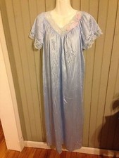 Vintage blue nightgown with embroidered rose nightie small