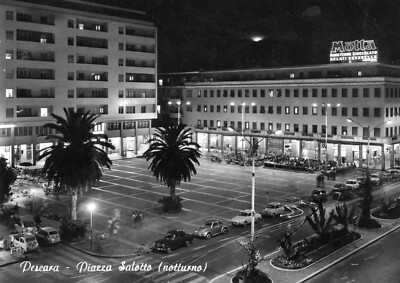 PESCARA PIAZZA SALOTTO