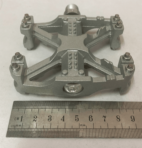 GT MTB / BMX Bicycle Bike Alloy Pedals 9/16 Flat-Platform Freestyle NOS Silver - Picture 2 of 7