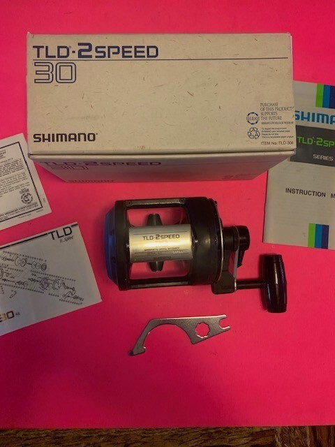 SHIMANO TLD30 2-SPEED FISHING REEL+THE BOX INSTRUCTION MANUAL