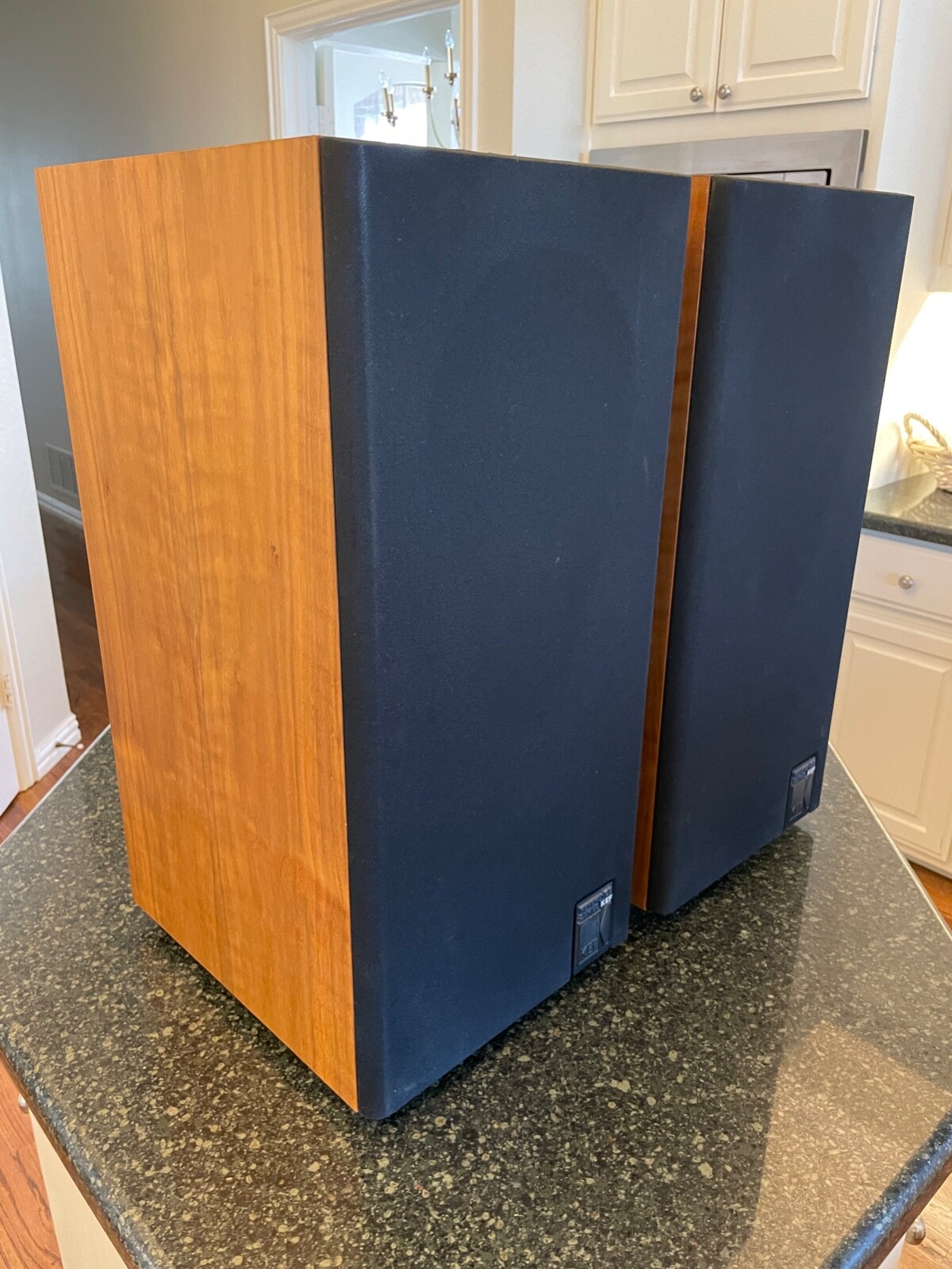 KEF 103/3 Reference Speakers British Audiophile Quality 103.3 103